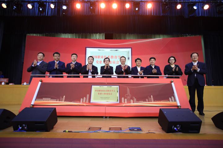 微信图片_20201218084739.jpg