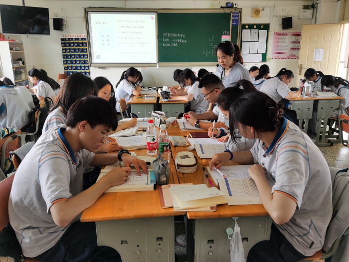 6.7药检组三分课堂活动1.jpg