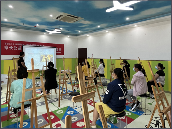 禄口街道开展家长公益课堂培训活动002.jpg