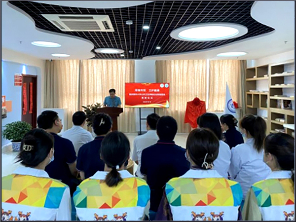 禄口街道举办“科普知识•拥抱健康”普及活动002.jpg
