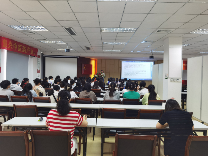 9.2药学系先声再康举行开班仪式3.jpg