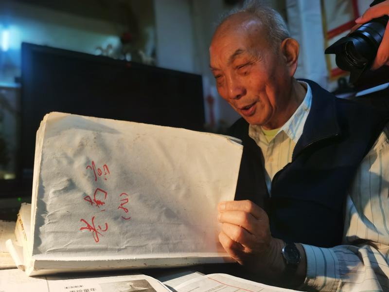 南京市秦淮区夫子庙街道板报达人朱利祥2.jpg