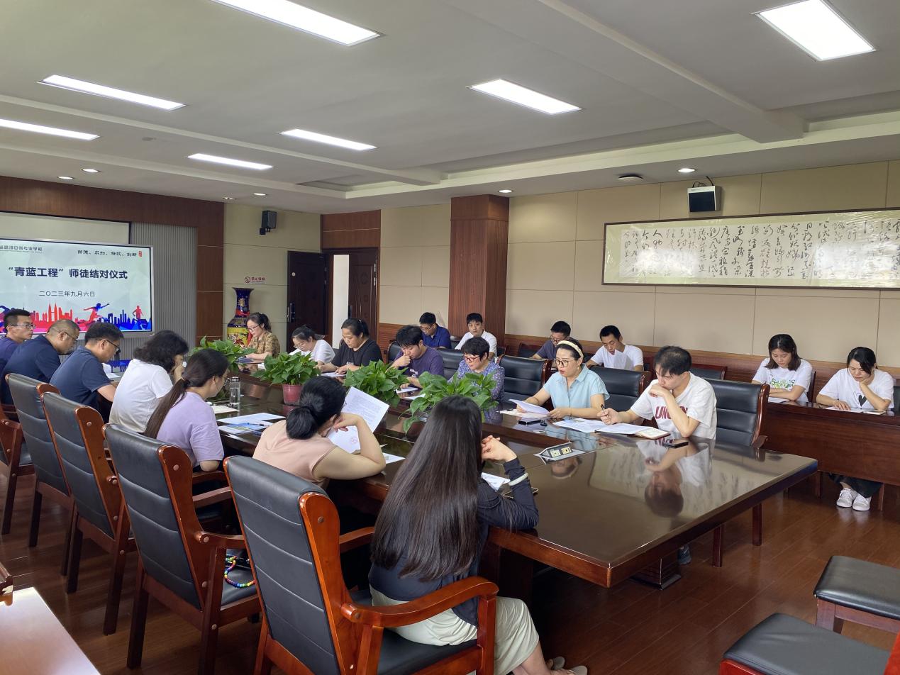 师傅代表发言2
