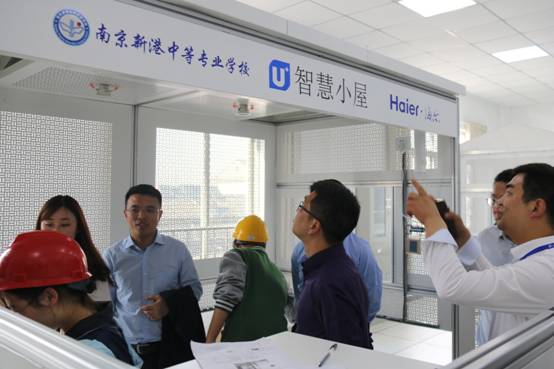 2019.04.18 物联网实训基地现场验收 (142).JPG